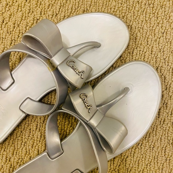 Auth COACH bow bow slipper for sale - Picture 4 of 6